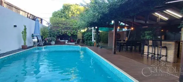 Casa com 2 Quartos à venda, 122m² no Operária, Londrina