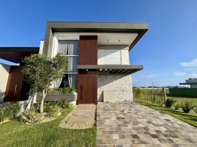 Casa de Condomínio com 4 Quartos à venda, 186m² no Rainha Do Mar, Xangri-lá
