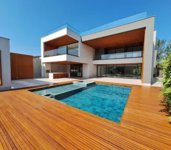 Casa com 5 Quartos à venda, 1500m² no Barra da Tijuca, Rio de Janeiro