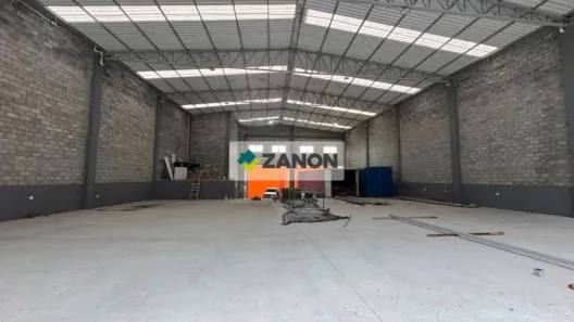 Galpão/Depósito/Armazém para alugar, 1000m² no Vila Nova Bonsucesso, Guarulhos