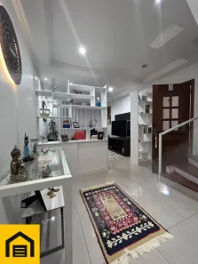 Sobrado com 3 Quartos à venda, 238m² no Parque São Vicente, Mauá