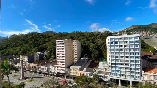Apartamento com 2 Quartos à venda, 75m² no Centro, Petrópolis