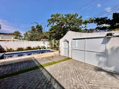 Casa com 4 Quartos à venda, 248m² no Balneário Praia do Pernambuco, Guarujá