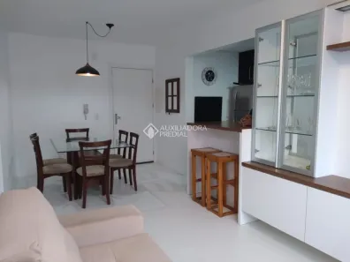 Apartamento com 2 Quartos para alugar, 65m² no Marechal Rondon, Canoas