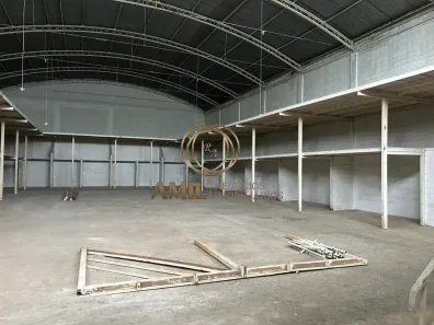 Galpão/Depósito/Armazém com 2 Quartos para alugar, 740m² no Jardim Satélite, São José dos Campos
