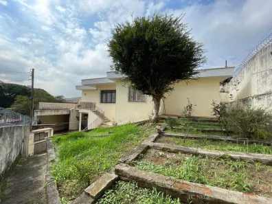 Casa com 3 Quartos à venda, 256m² no Vila Gomes, São Paulo
