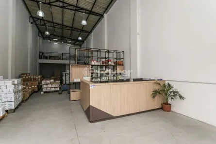 Galpão/Depósito/Armazém à venda, 140m² no Santa Maria Goretti, Porto Alegre