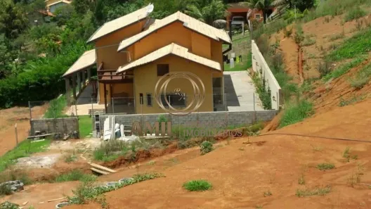Sobrado com 3 Quartos à venda, 270m² no Freitas, São José dos Campos