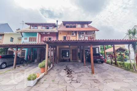 Casa de Condomínio com 3 Quartos à venda, 121m² no Cavalhada, Porto Alegre