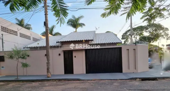 Casa com 3 Quartos à venda, 165m² no Vila Carvalho, Campo Grande