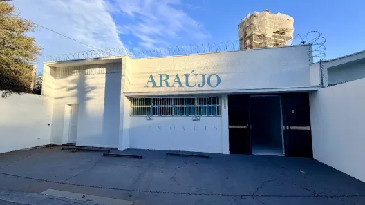 Imóvel Comercial com 3 Quartos para alugar, 239m² no Centro, Americana