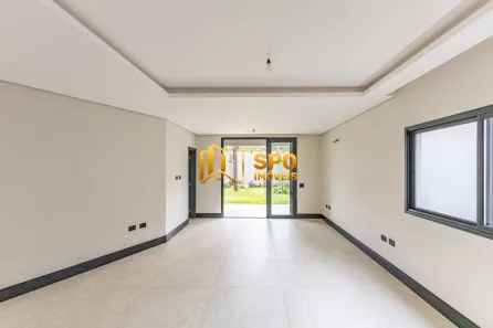 Casa de Condomínio com 4 Quartos à venda, 215m² no Jardim Prudência, São Paulo