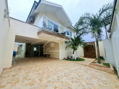 Sobrado com 5 Quartos à venda, 230m² no Josedy, Peruíbe