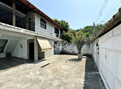 Casa com 3 Quartos à venda, 240m² no Campo Grande, Rio de Janeiro