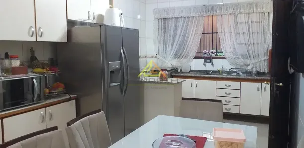 Casa com 3 Quartos à venda, 240m² no Vila Dom Pedro II, São Paulo