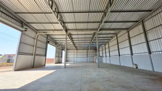 Galpão/Depósito/Armazém para alugar, 612m² no Estâncias Aroeira, Trindade