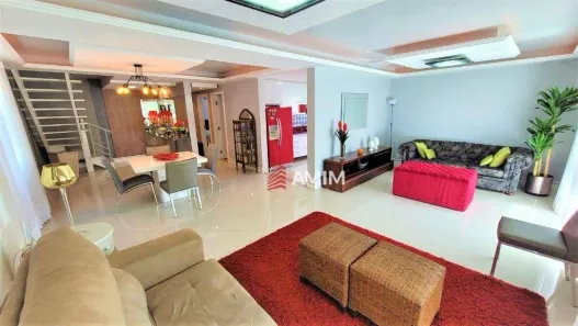 Casa com 3 Quartos à venda, 300m² no Itacoatiara, Niterói