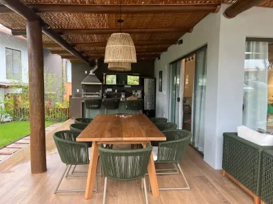 Casa de Condomínio com 3 Quartos à venda, 136m² no Praia do Forte, Mata de São João