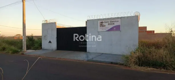 Galpão/Depósito/Armazém para alugar, 100m² no Loteamento Luizote de Freitas IV, Uberlândia