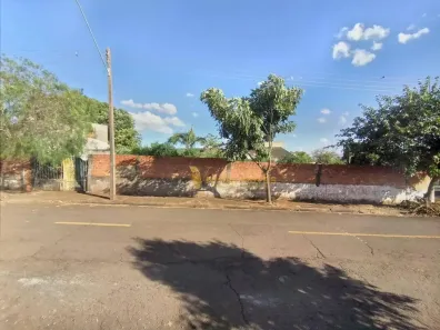 Lote/Terreno à venda, 350m² no Califórnia, Londrina