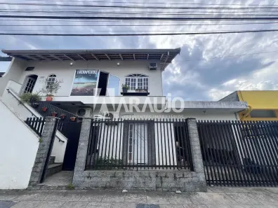 Casa com 4 Quartos à venda, 185m² no São João, Itajaí