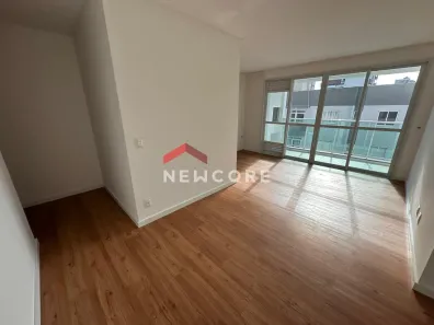 Apartamento com 2 Quartos à venda, 77m² no Centro, Joinville