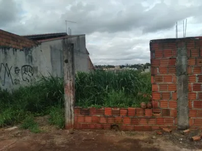 Lote/Terreno à venda, 360m² no Jardim Novo Sabará, Londrina