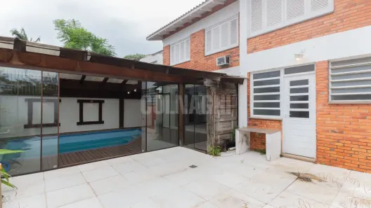 Casa com 4 Quartos à venda, 350m² no Três Figueiras, Porto Alegre