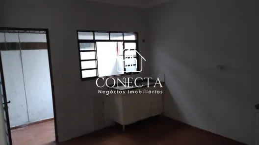 Casa com 2 Quartos para alugar, 60m² no Custódio Pereira, Uberlândia