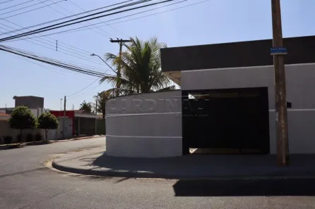 Casa com 3 Quartos à venda, 237m² no Jardim Roberto Selmi Dei, Araraquara