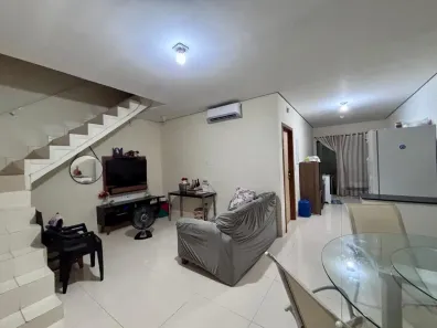Sobrado com 3 Quartos à venda, 171m² no Rio Madeira, Porto Velho