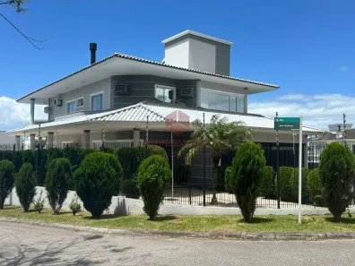 Casa com 4 Quartos à venda, 446m² no Pedra Branca, Palhoça