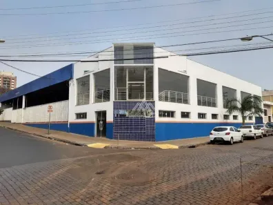 Ponto Comercial para alugar, 456m² no Vila Tibério, Ribeirão Preto