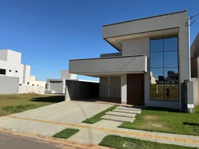 Casa de Condomínio com 3 Quartos à venda, 155m² no Jardins Capri, Senador Canedo