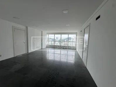 Sala Comercial à venda, 43m² no Pioneiros, Balneário Camboriú
