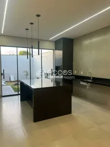 Casa com 3 Quartos à venda, 143m² no Planalto, Uberlândia