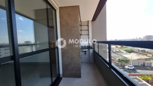 Apartamento com 3 Quartos para alugar, 91m² no Santa Mônica, Uberlândia