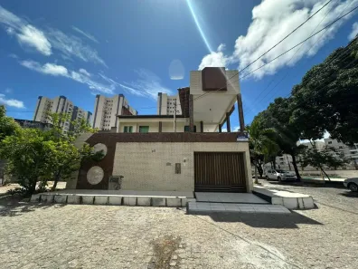 Casa com 5 Quartos para alugar, 300m² no Farolândia, Aracaju