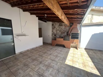 Casa com 2 Quartos para alugar, 70m² no Vila Baccili, Lençóis Paulista