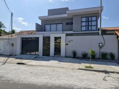 Casa com 4 Quartos à venda, 311m² no Piratininga, Niterói