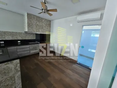Casa com 4 Quartos para alugar, 330m² no Vila Serrão, Bauru