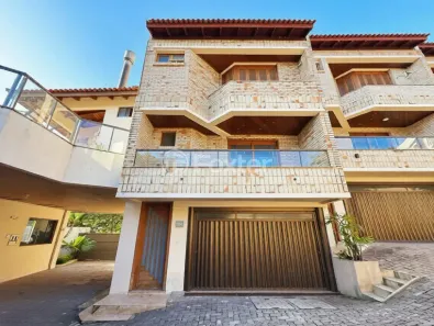 Casa de Condomínio com 3 Quartos à venda, 236m² no Ipanema, Porto Alegre