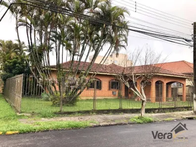 Imóvel Comercial com 3 Quartos para alugar, 167m² no Centro, Gravataí
