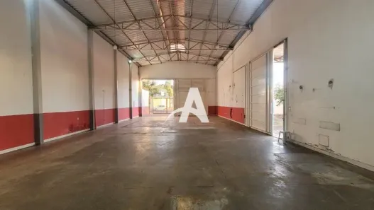 Galpão/Depósito/Armazém para alugar, 289m² no Jardim Patrícia, Uberlândia