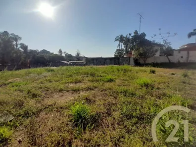 Lote/Terreno à venda, 808m² no Condomínio Residencial Village D'Avignon, Sorocaba