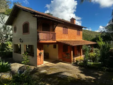 Casa com 3 Quartos à venda, 294m² no Monte Alegre, Paty do Alferes