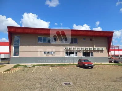 Casa com 1 Quarto para alugar, 1100m² no Distrito Industrial, Uberlândia