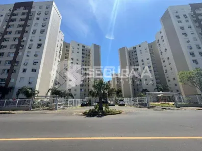 Apartamento com 2 Quartos para alugar, 61m² no Marechal Rondon, Canoas