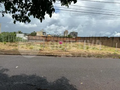 Lote/Terreno à venda, 910m² no Jardim Colina, Uberlândia