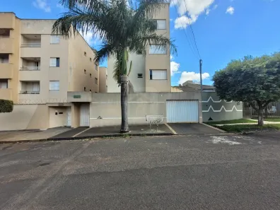 Apartamento com 2 Quartos para alugar, 60m² no Santa Mônica, Uberlândia